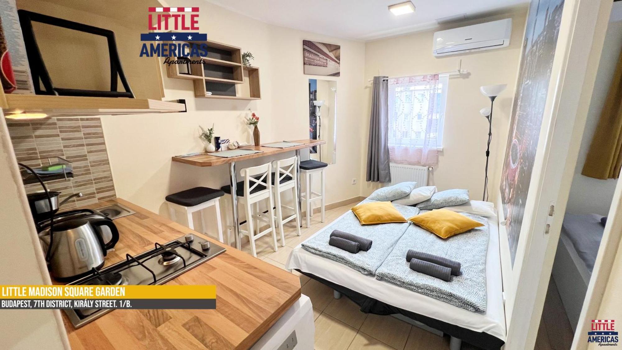 Little Americas New York Central Apartments Budapest Exterior photo